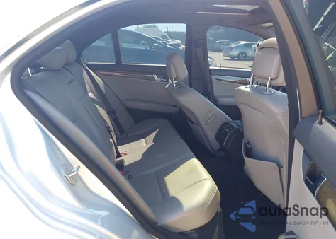 2008 Mercedes-Benz C 350 Sport from USA, damaged, VIN WDDGF56X98F136088